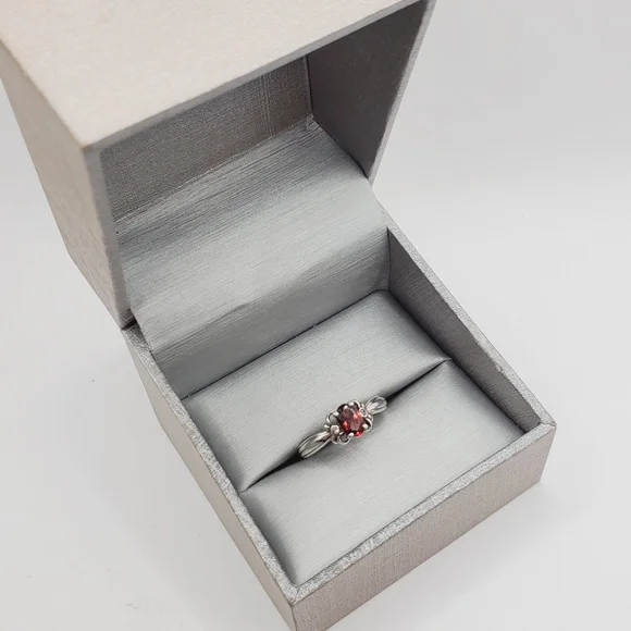 Genuine Oval Garnet & White Topaz 925 Sterling Silver Ring